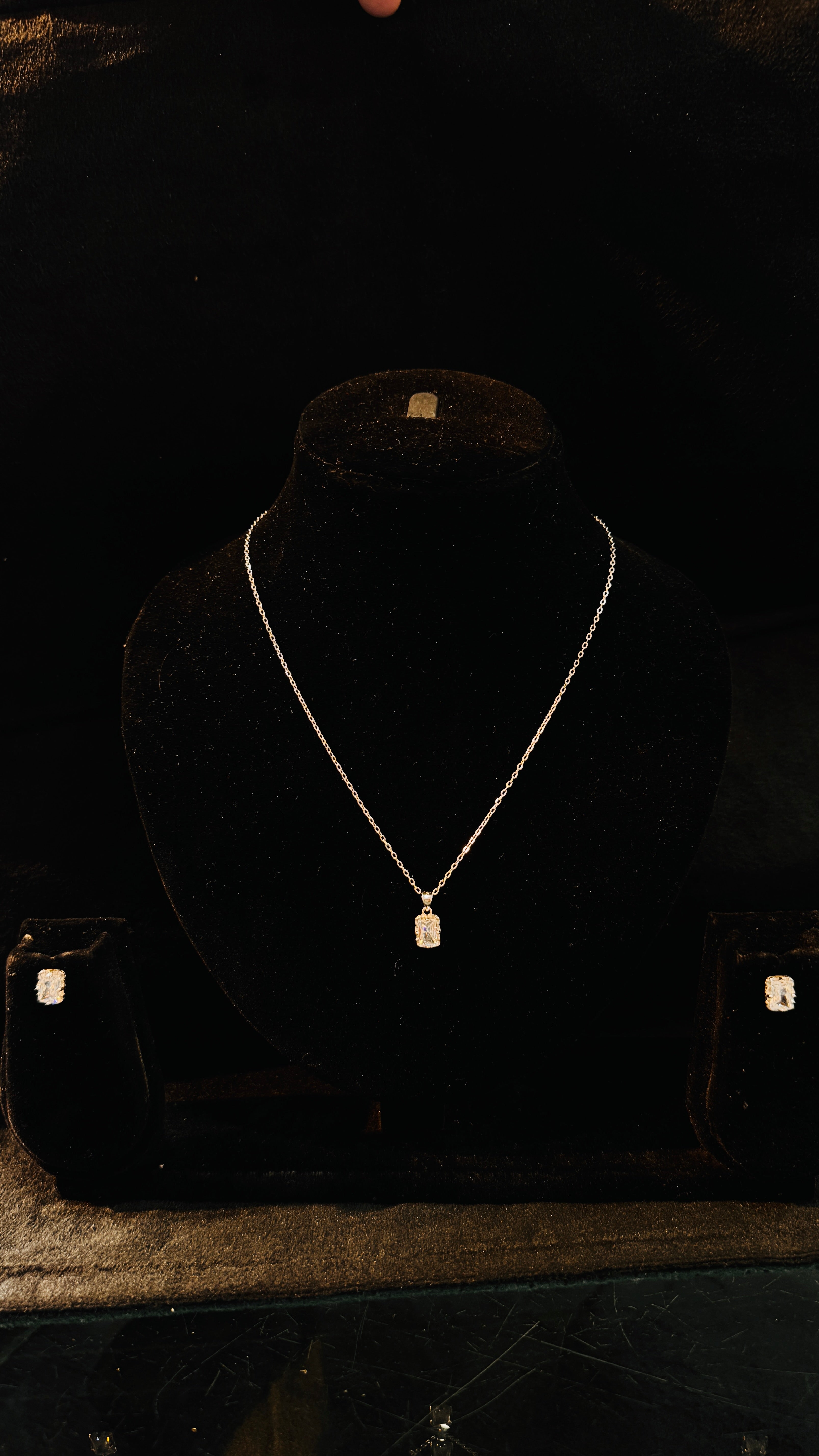 Chain Pendant